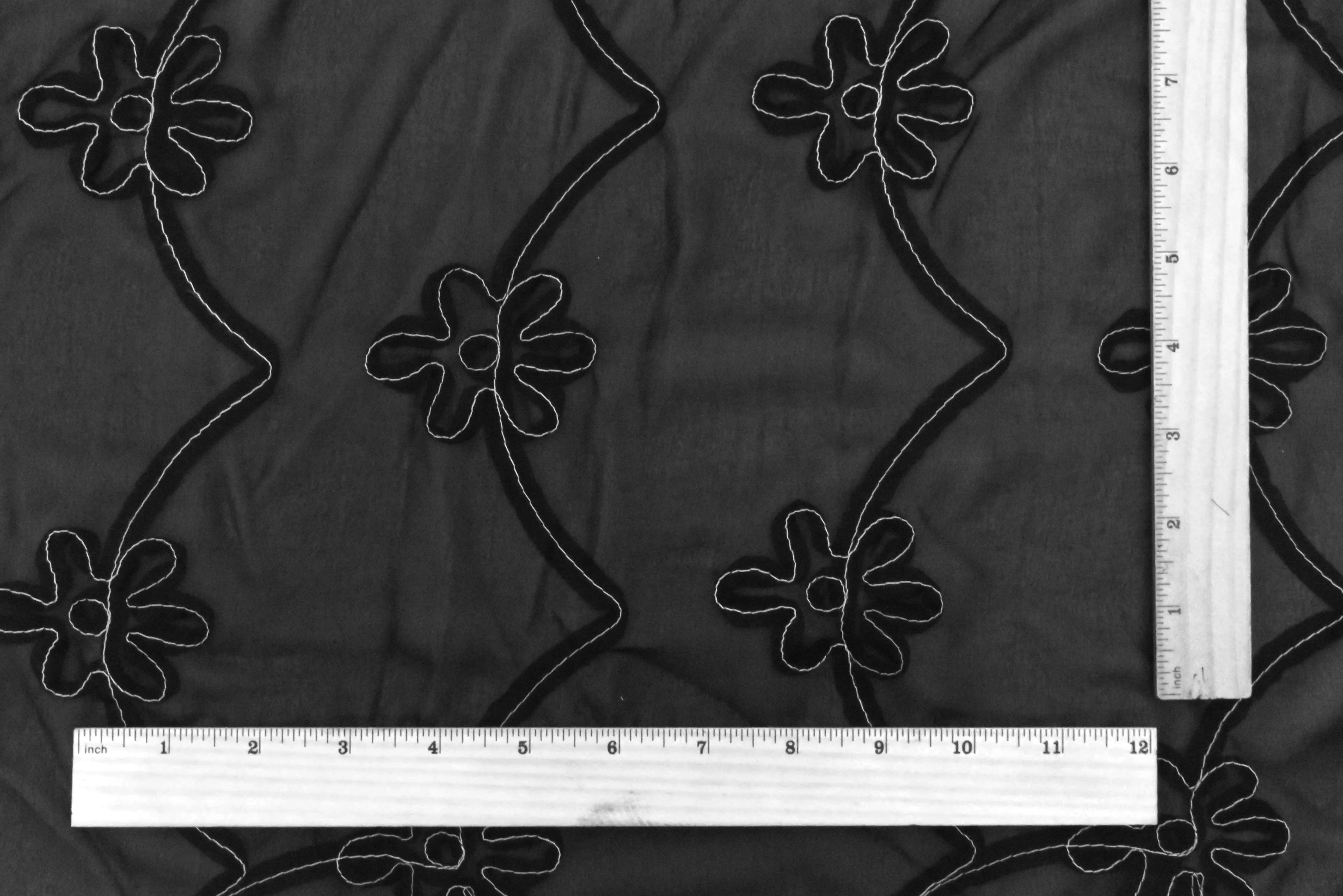 Night Black Floral Applique Polyester Chiffon Woven Fabric